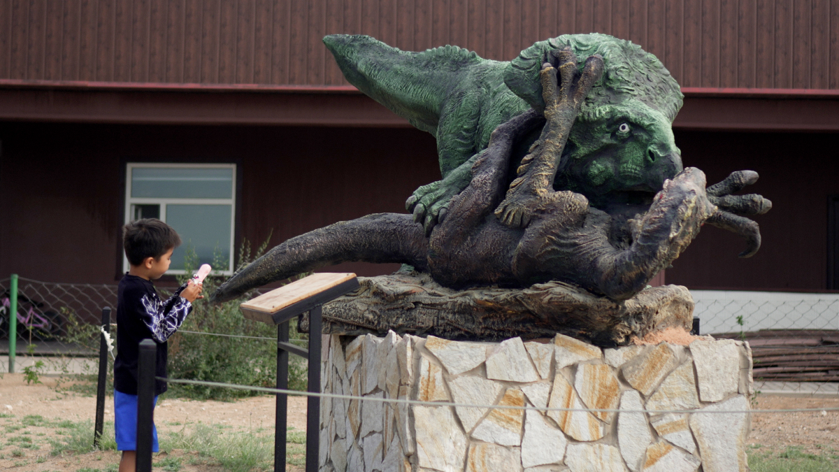 Dinosaur statue